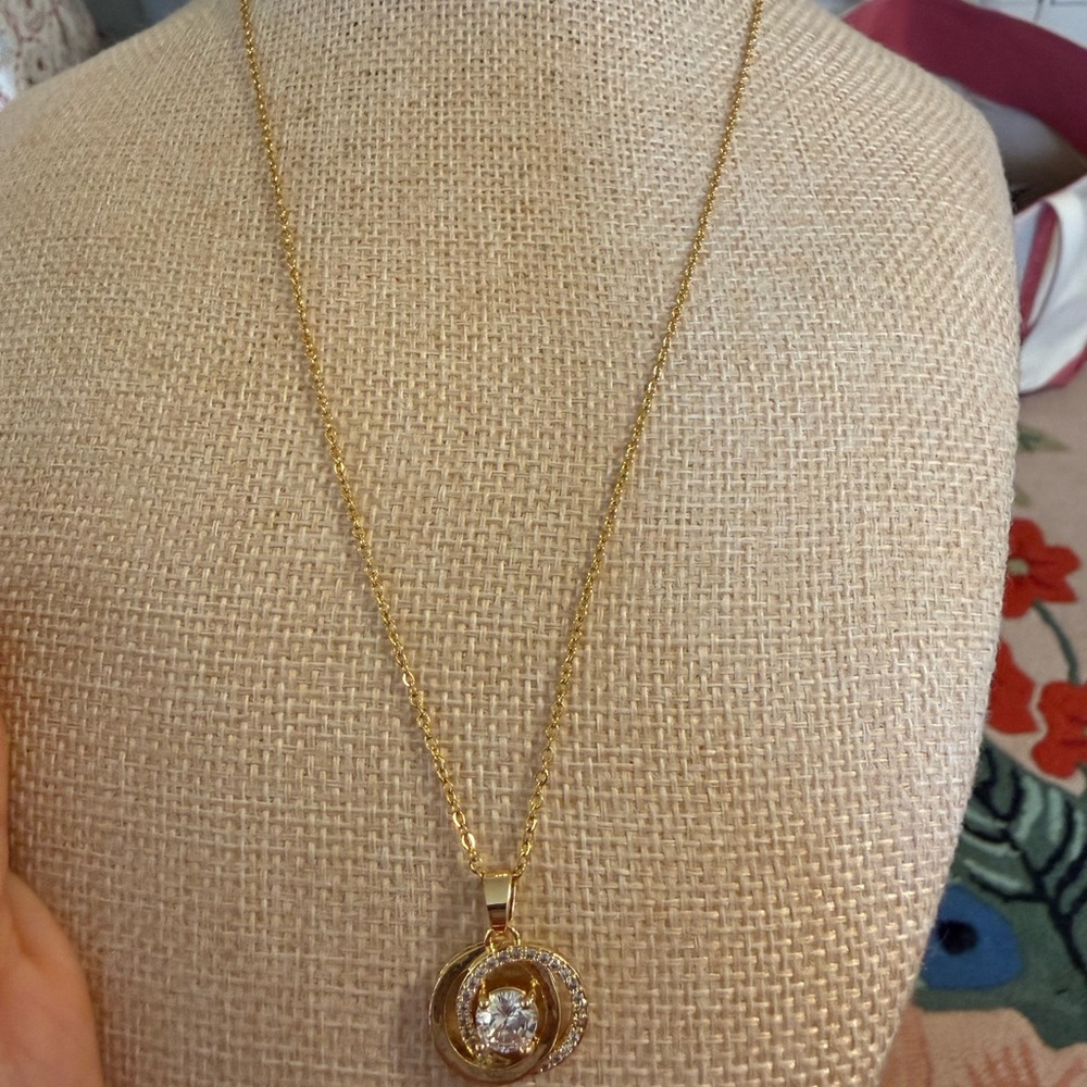 Gold Tone‎ Stainless Steel Necklace With Circle Swirl And Rhinestone